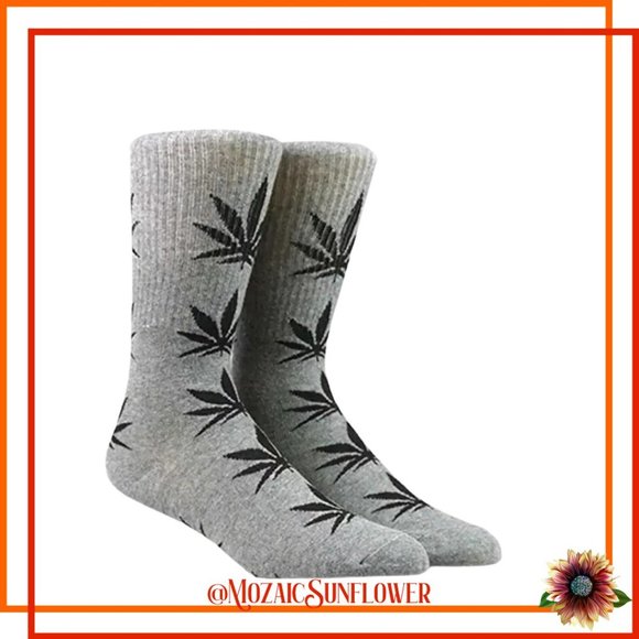 3 for $20 NEW GREY AND WHITE LEAF CREW SOCKS - Picture 1 of 2